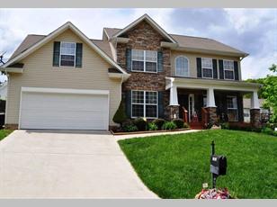 10033 Noah Ln, Knoxville, TN 37932-4406