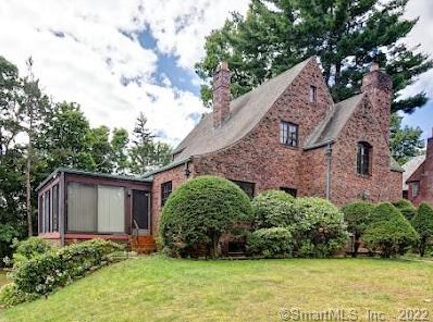 286 Hart St, New Britain, CT 06052-1601