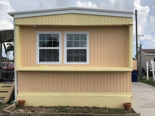 4795 Flamingo Dr, Saint James City, FL 33956-2817