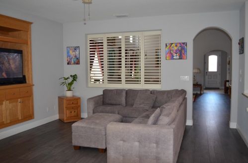 3128 Queens Gate Ln, Modesto CA  95355-8684 exterior