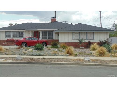 926 Wildrose Dr, Brea, CA 92821-6470