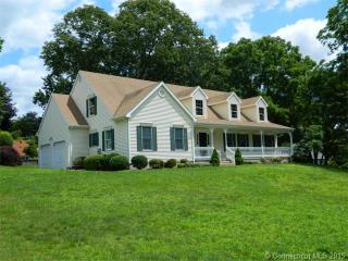 7 Hancock Dr, Mystic CT  06355-1423 exterior