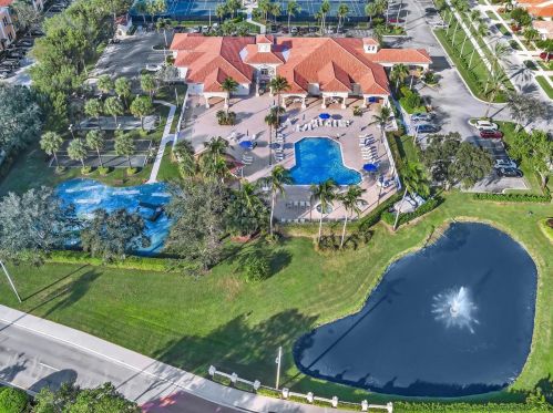 6090 Lake Hibiscus Dr, Delray Beach FL  33484-4617 exterior