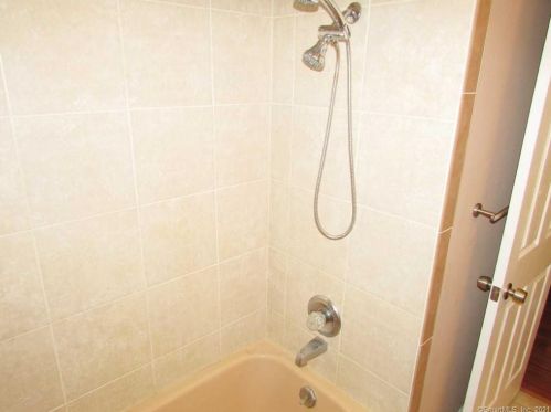 132 Turnbull Rd, New Hartford CT  06057-4136 exterior