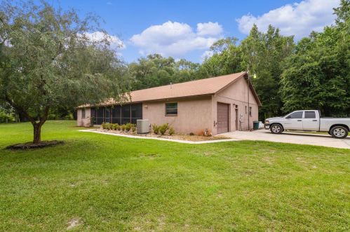 1760 Cr 753s, Ridge Manor Estates, FL 33597-3636