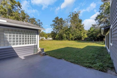 602 1st Ave, Ruskin FL  33570-4002 exterior