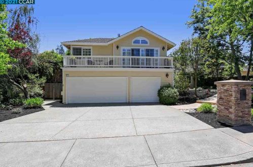 62 Longview Ct, Danville, CA 94526-3610