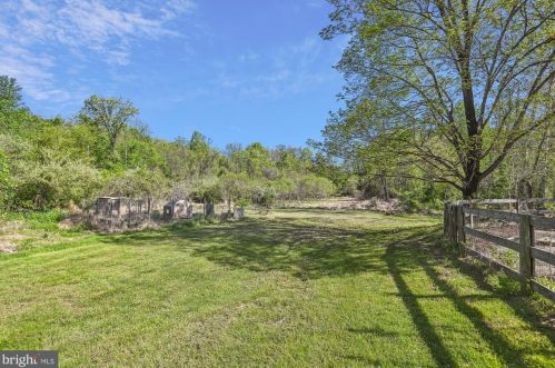 19219 Otley Rd, Purcellville, VA 20132-3843