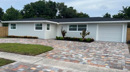 1474 Victoria Dr, West Palm Beach, FL 33406-5835