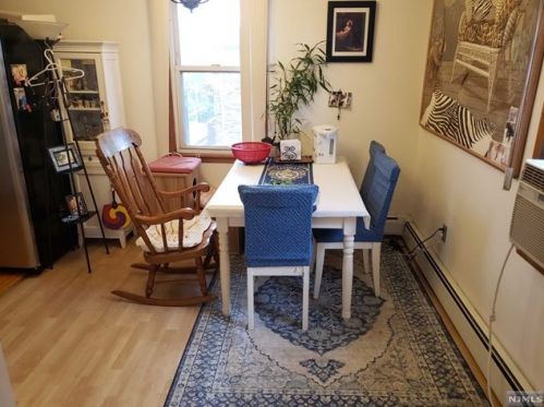 236 Palisades Blvd, Palisades Park NJ  07650-2210 exterior