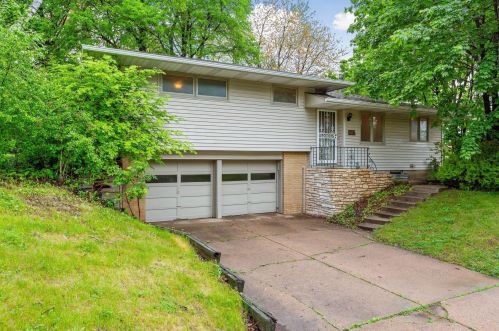 1947 Eldridge Ave, Saint Paul, MN 55113-5430