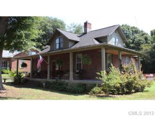 732 Aspen St, Lincolnton NC  28092-2107 exterior