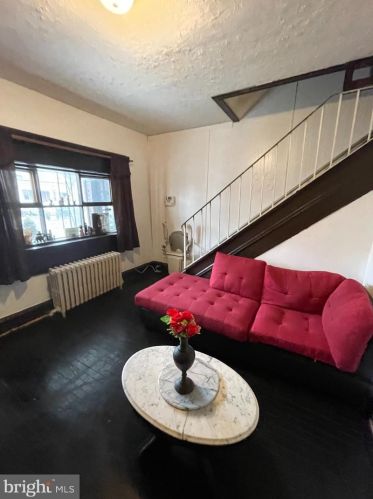 5123 8th St, Washington, DC 20011-4021