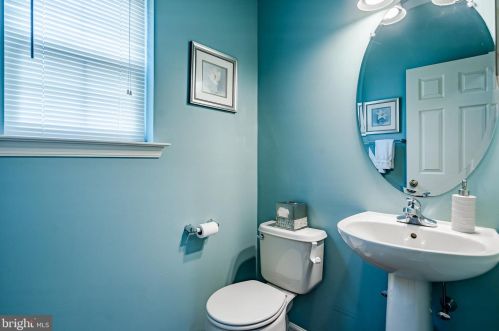 222 Clarkdale Ln, Gilbertsville PA  19525-9357 exterior