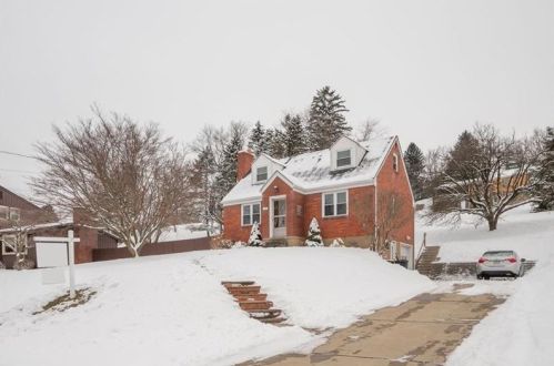 731 Parkview Blvd, Pittsburgh, PA 15215-1335