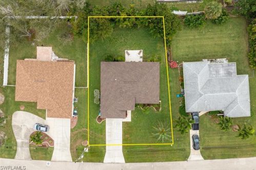 3825 10th Ave, Cape Coral, FL 33904-5218