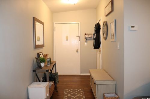 200 Lexington Ave, Muttontown NY 11771-2100 exterior