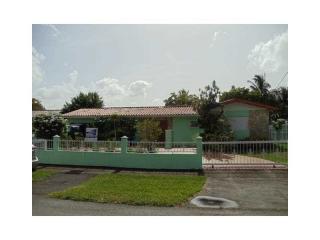 3245 124th Ct, Miami, FL 33175-2638
