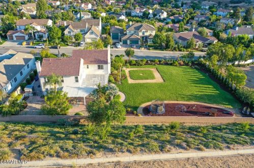 5391 Evening Sky Dr, Simi Valley CA  93063-5744 exterior