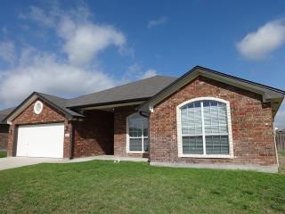 2505 Bachelor Button Blvd, Killeen TX  76549-5129 exterior