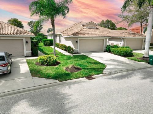 6713 Calumet Dr, Naples, FL 34113-1609