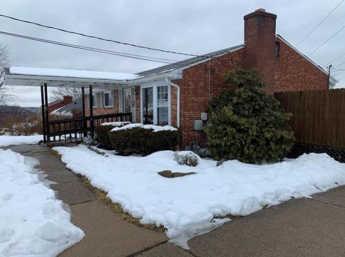 1523 Critchfield Dr, Bridgeville, PA 15017-2633