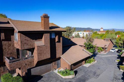 27833 Tierra Vista Rd, Temecula CA  92592-3078 exterior