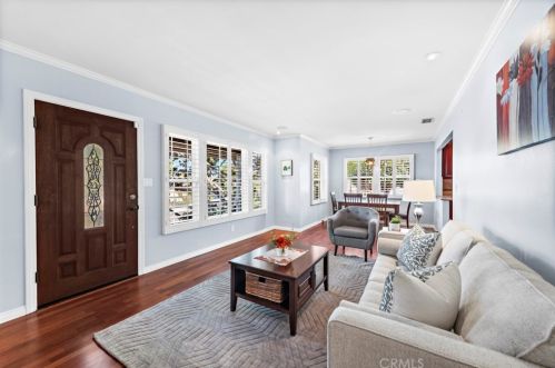 6281 Estrella Ave, San Diego, CA 92120-3634