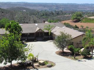 15359 Blue Crystal Trl, Poway CA  92064-3100 exterior