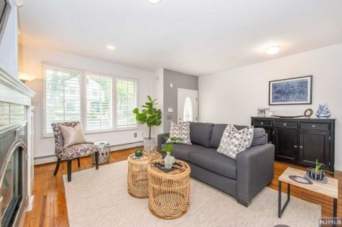 122 Woodside Ave, Ridgewood NJ 07450-5028 exterior