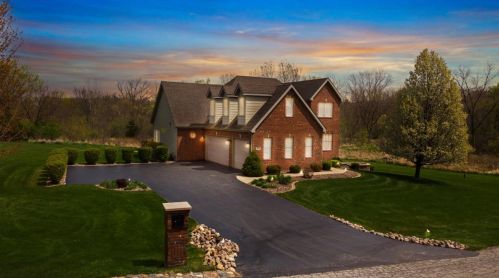 11419 Hobart Pl, Crown Point, IN 46307-4263
