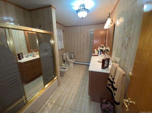 127 South St, Marlborough NY  12542-5630 exterior