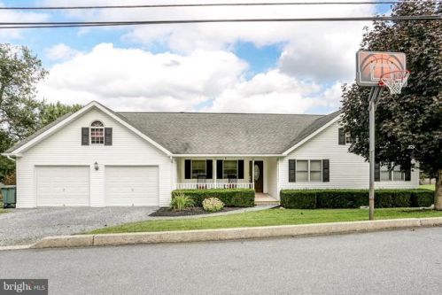 1621 High St, West Enola, PA 17025-3164