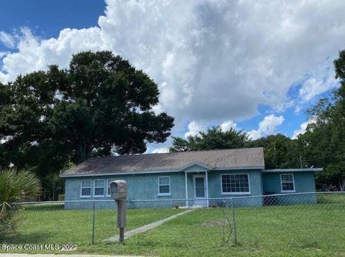 975 Tropical Trl, Merritt Island, FL 32952-5041