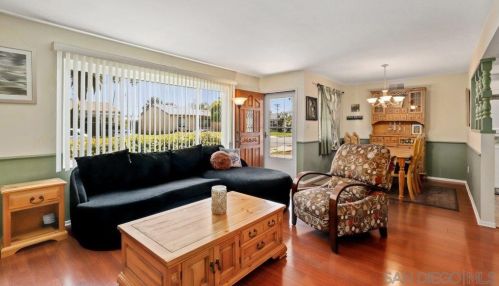 4026 Epanow Ave, San Diego, CA 92117-4626