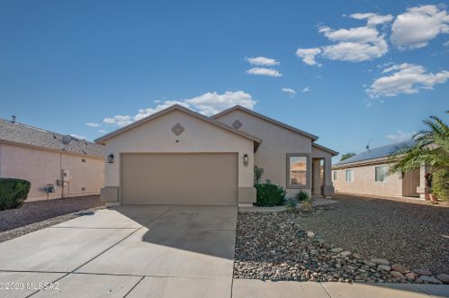 3138 Vaughn Dr, Tucson, AZ 85730-3612