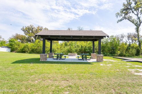 114 Winyah Way, Beaufort SC  29906-6004 exterior