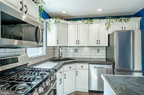 1950 Bergdoll Ave, Boothwyn PA exterior