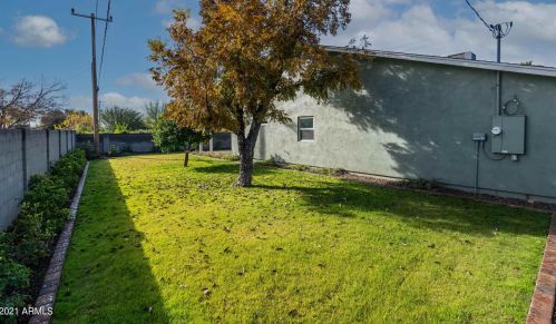 6803 15 St, Phoenix AZ 85040-2321 exterior