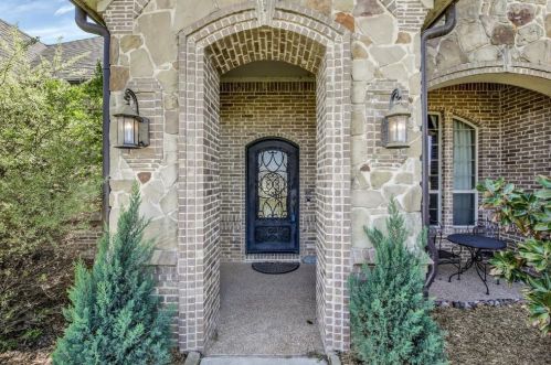 6261 Pecan Orchard Ct, Fort Worth, TX 76179-9290