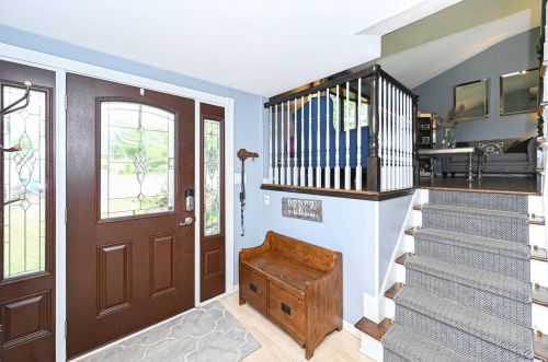 772 Pat Dr, West Islip NY  11795-3537 exterior