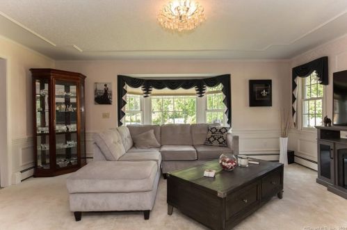 16 Stearns St, Killingly CT  06239-2922 exterior