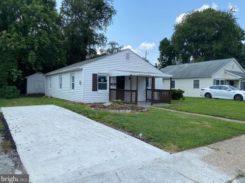 448 Anderson Dr, Wilmington, DE 19801-5719