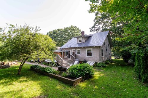 289 Atlantic Ave, North Hampton, NH 03862-2103
