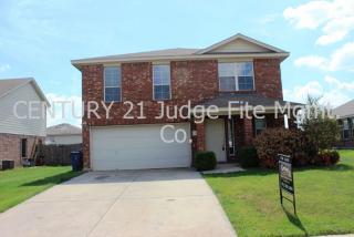 102 Maned Dr, Sanger TX  76266-6617 exterior
