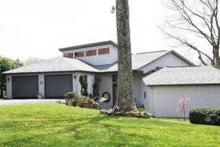 16 Flat Top Lake Rd, Ghent, WV 25843-9358