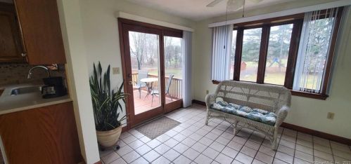 502 Lower Ln, Kensington CT  06037-3116 exterior