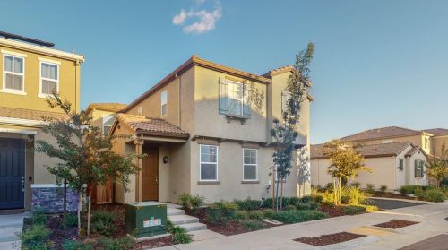 9933 Del Surf Ln, Elk Grove, CA 95757-2555