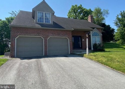 290 Hedgewick Ln, Longlevel, PA 17368-9157