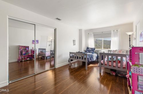 815 Vista Grande Dr, Santa Paula CA  93060-1335 exterior